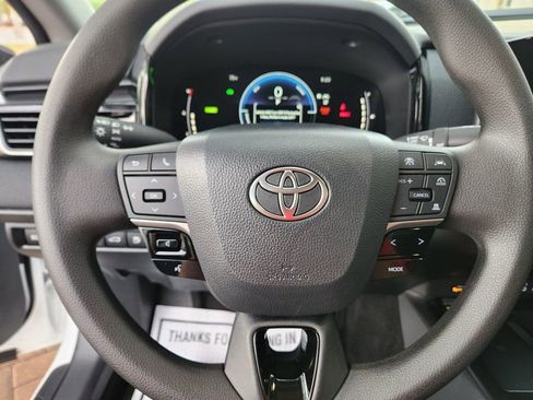 Used 2026 Toyota Camry LE FWD image 12