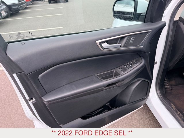 Used 2022 Ford Edge SEL AWD/4WD image 13