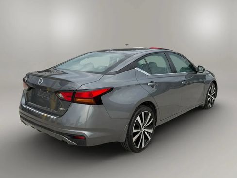 Used 2020 Nissan Altima 2.5 SR w/ Premium Package AWD/4WD image 8