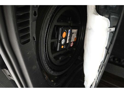 Used 2019 Chrysler Pacifica Touring-L Plus w/ Advanced Safetytec Group FWD image 26