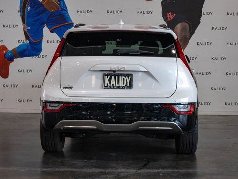 New 2023 Kia Niro Wave image 24