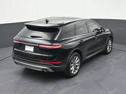 Used 2022 Lincoln Corsair AWD w/ Premium Package image 24