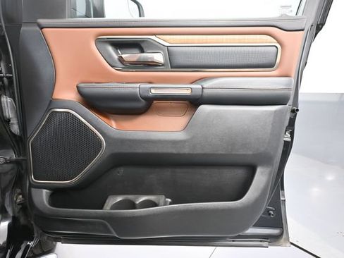 Used 2022 RAM 1500 Limited w/ Body-Colour Bumper Group AWD/4WD image 46
