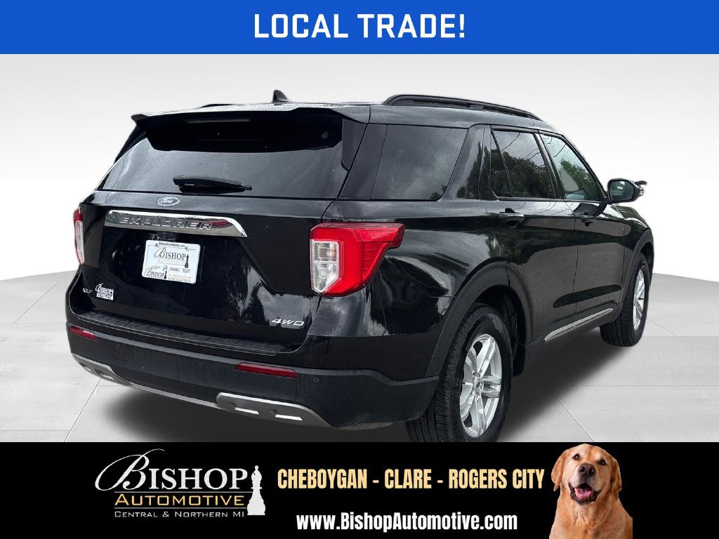 Used 2022 Ford Explorer XLT w/ Equipment Group 202A AWD/4WD image 9