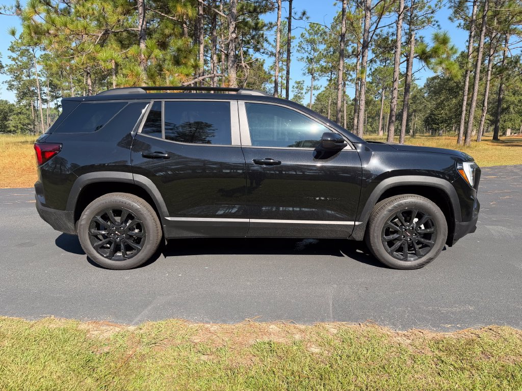 New 2027 GMC Terrain Elevation w/ Elevation Premium Package FWD image 6