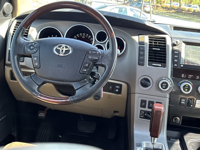 Used 2013 Toyota Sequoia Platinum AWD/4WD image 25
