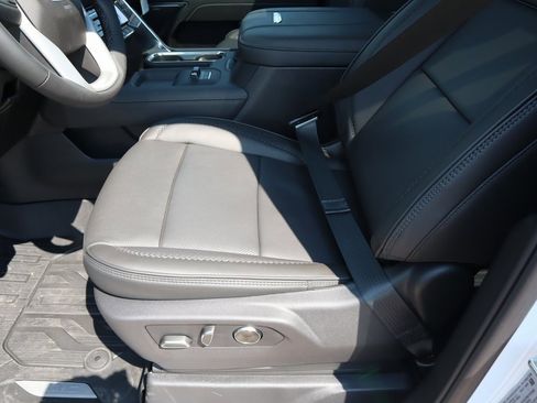 New 2026 GMC Sierra 2500 Denali w/ Denali Reserve Package image 11