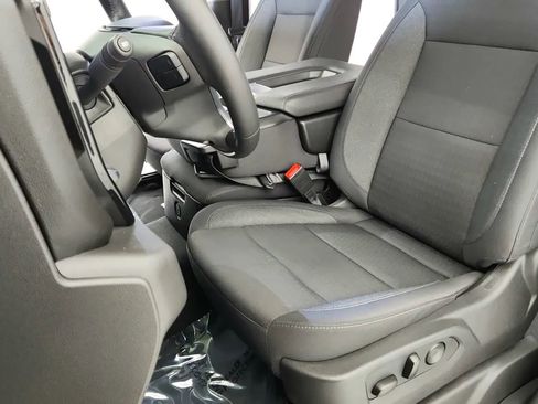 Used 2025 Chevrolet Silverado 1500 LT Trail Boss image 15