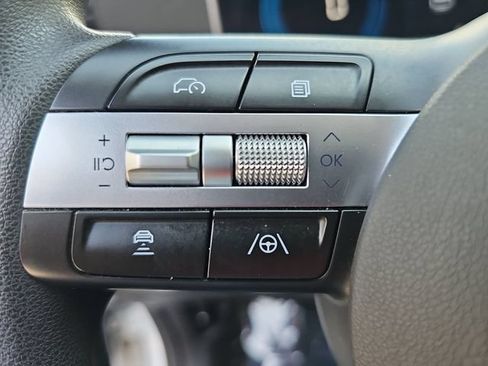 Used 2025 Hyundai Tucson SEL FWD image 14