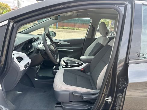 Used 2021 Chevrolet Bolt LT image 10