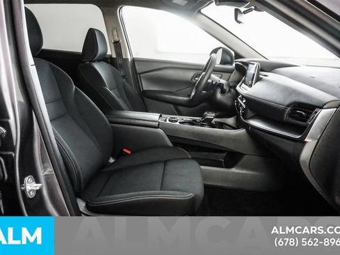 Used 2024 Nissan Rogue S AWD/4WD image 14