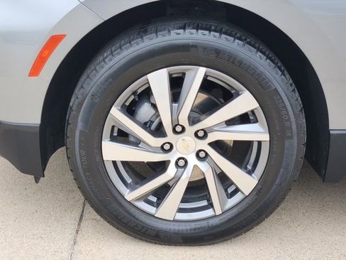 Used 2023 Chevrolet Equinox LT image 17