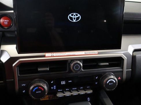 Certified 2026 Toyota 4Runner TRD Off-Road Premium AWD/4WD image 21