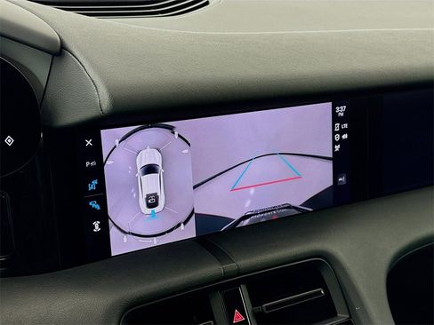 Used 2022 Porsche Taycan image 20