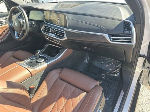 Used 2023 BMW X5 xDrive40i w/ Premium Package image 29