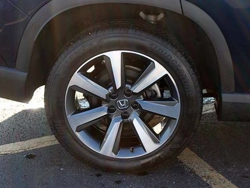 Used 2024 Honda Pilot Elite image 8