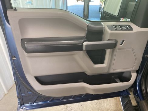 Used 2016 Ford F150 XLT w/ Equipment Group 301A Mid AWD/4WD image 31
