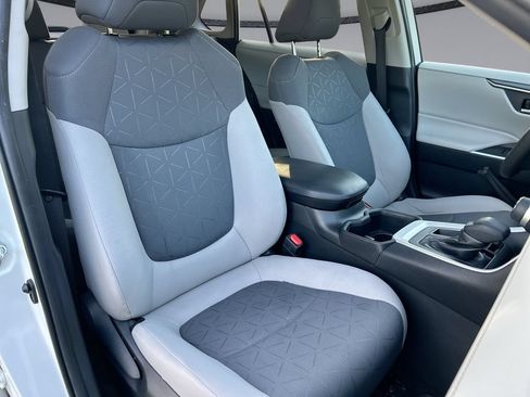 Used 2023 Toyota RAV4 XLE w/ Convenience Package FWD image 31