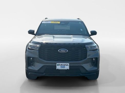 Used 2025 Ford Explorer ST-Line w/ Premium Package AWD/4WD image 10