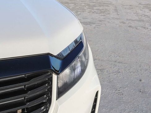 Used 2023 Honda Ridgeline Sport image 11