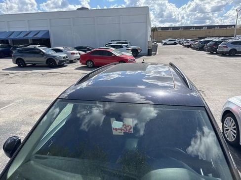 Used 2019 Volkswagen Tiguan SE FWD image 3