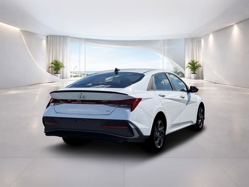 New 2026 Hyundai Elantra Sport FWD image 7