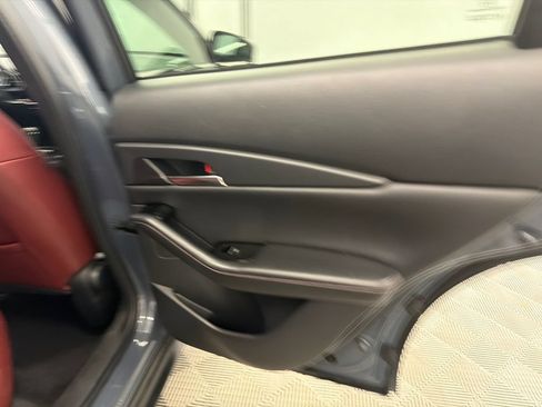 Used 2025 MAZDA CX-30 AWD 2.5 S w/ Preferred Package image 17