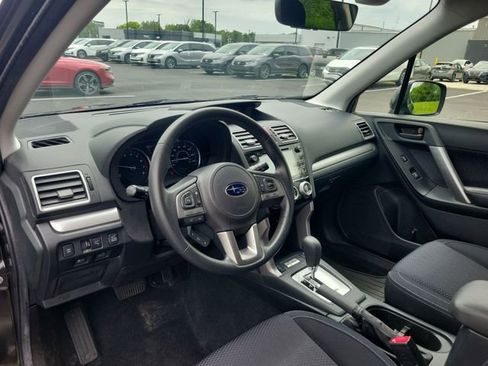 Used 2018 Subaru Forester 2.5i Premium AWD/4WD image 18