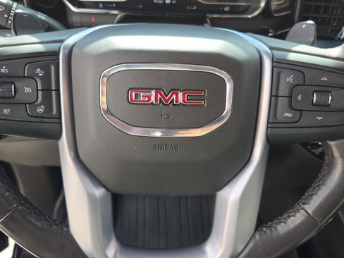 Used 2022 GMC Sierra 1500 SLT w/ SLT Premium Package image 18