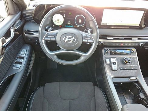 Used 2025 Hyundai Palisade Calligraphy image 11