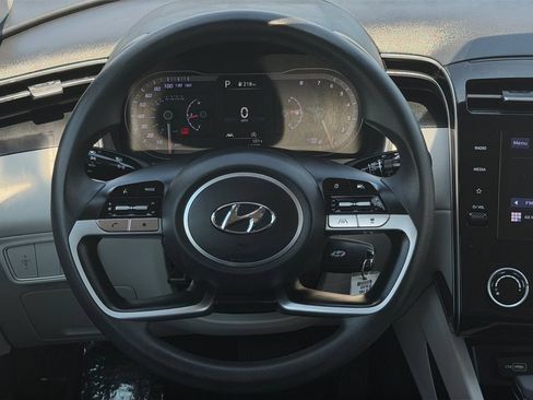 Used 2024 Hyundai Tucson SE FWD image 18