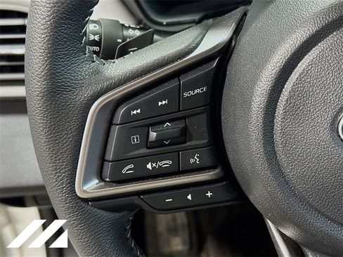 Used 2025 Subaru Outback Premium image 11