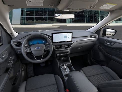 New 2025 Ford Escape SE image 9