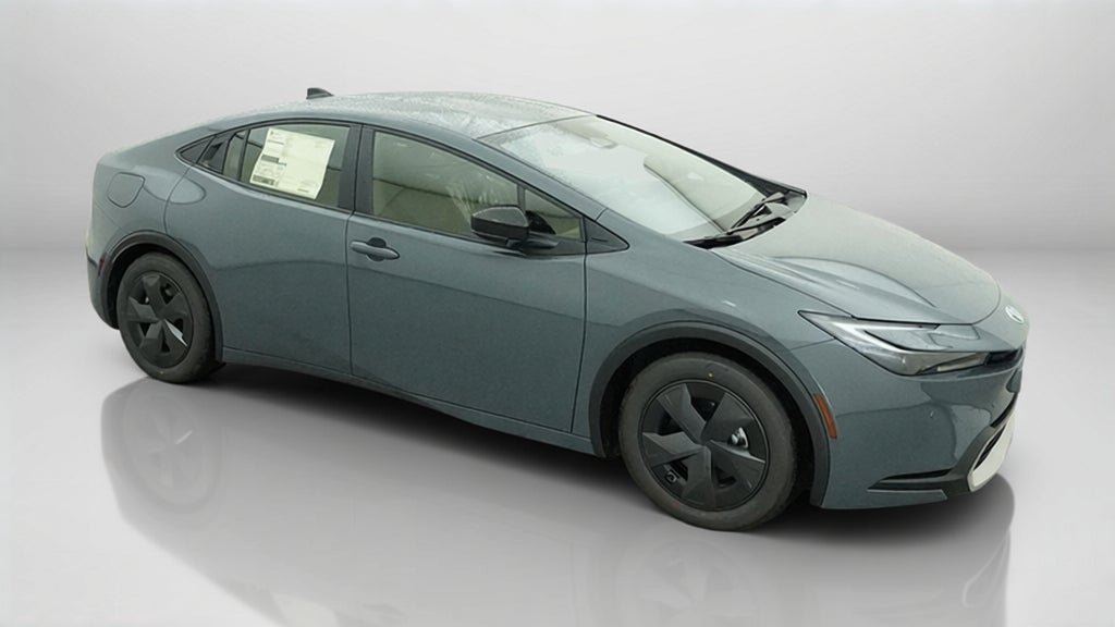 New 2027 Toyota Prius Plug-In Hybrid FWD image 12
