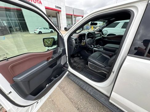 Used 2023 Ford F150 Lariat AWD/4WD image 11