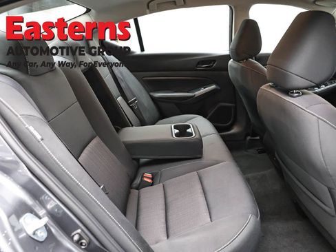 Used 2025 Nissan Altima 2.5 SV image 23