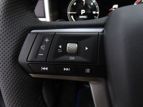 New 2025 Mitsubishi Outlander SE image 11