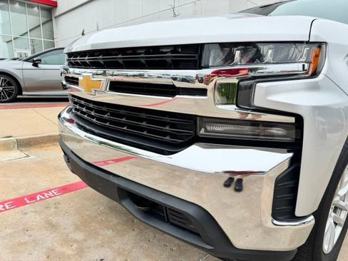 Used 2019 Chevrolet Silverado 1500 LT w/ All-Star Edition AWD/4WD image 9
