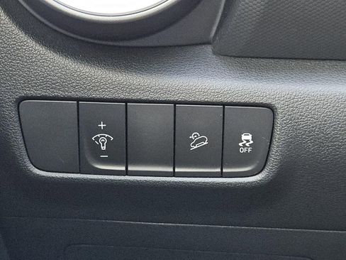 Used 2022 Hyundai Kona SEL image 17