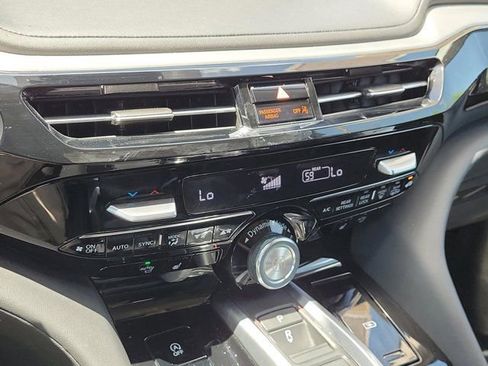 Certified 2024 Acura MDX FWD w/ Technology Package image 26