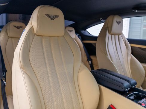 Used 2014 Bentley Continental GT V8 S image 33