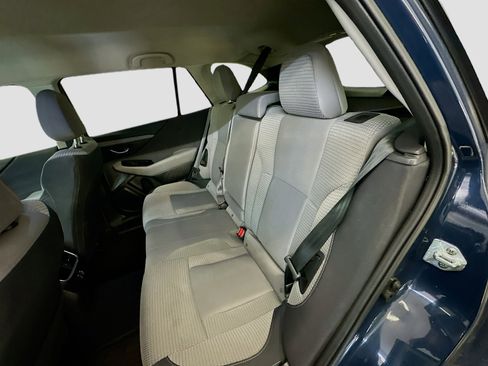 Used 2024 Subaru Outback Premium image 28