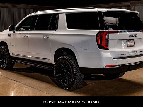 Used 2025 GMC Yukon XL Elevation w/ Technology Package image 7