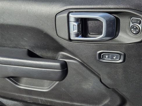 Used 2023 Jeep Wrangler Unlimited Rubicon w/ Xtreme 35 Tire Package image 21