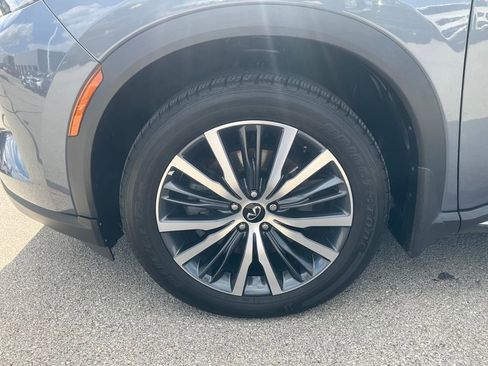 Used 2023 INFINITI QX60 Sensory w/ Cargo Package image 8