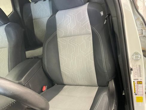 Used 2023 Toyota Tacoma TRD Off-Road AWD/4WD image 13