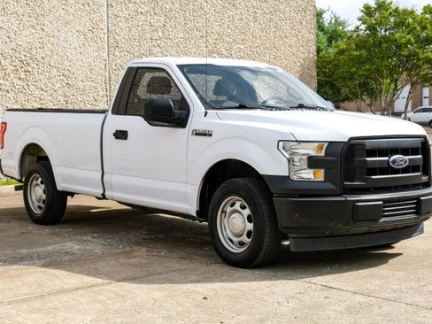 Used 2017 Ford F150 XL w/ Equipment Group 101A Mid image 6
