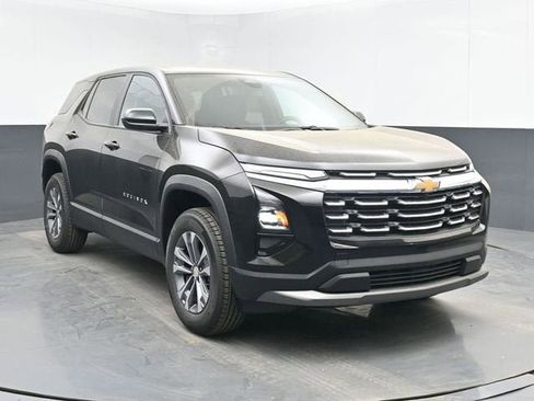 New 2026 Chevrolet Equinox LT w/ LPO, Floor Liner Package AWD/4WD image 2