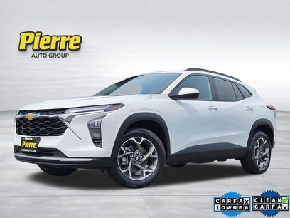 Used 2025 Chevrolet Trax LT