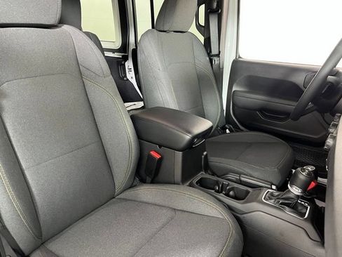 Used 2026 Jeep Wrangler Unlimited Sport AWD/4WD image 44